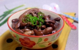 Chữa tiểu đêm nhiều bằng mề gà và đậu đỏ